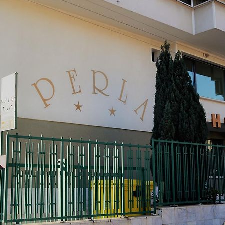 גורנה אוריאחוביצה Hotel Perla מראה חיצוני תמונה