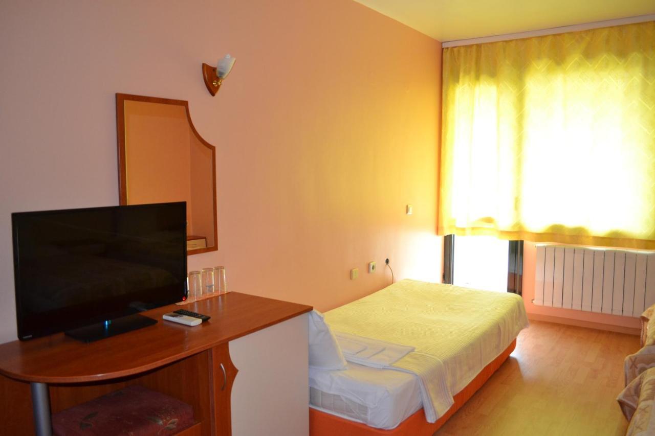 גורנה אוריאחוביצה Hotel Perla מראה חיצוני תמונה