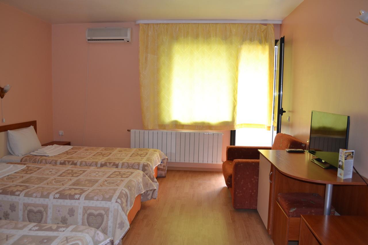 גורנה אוריאחוביצה Hotel Perla מראה חיצוני תמונה