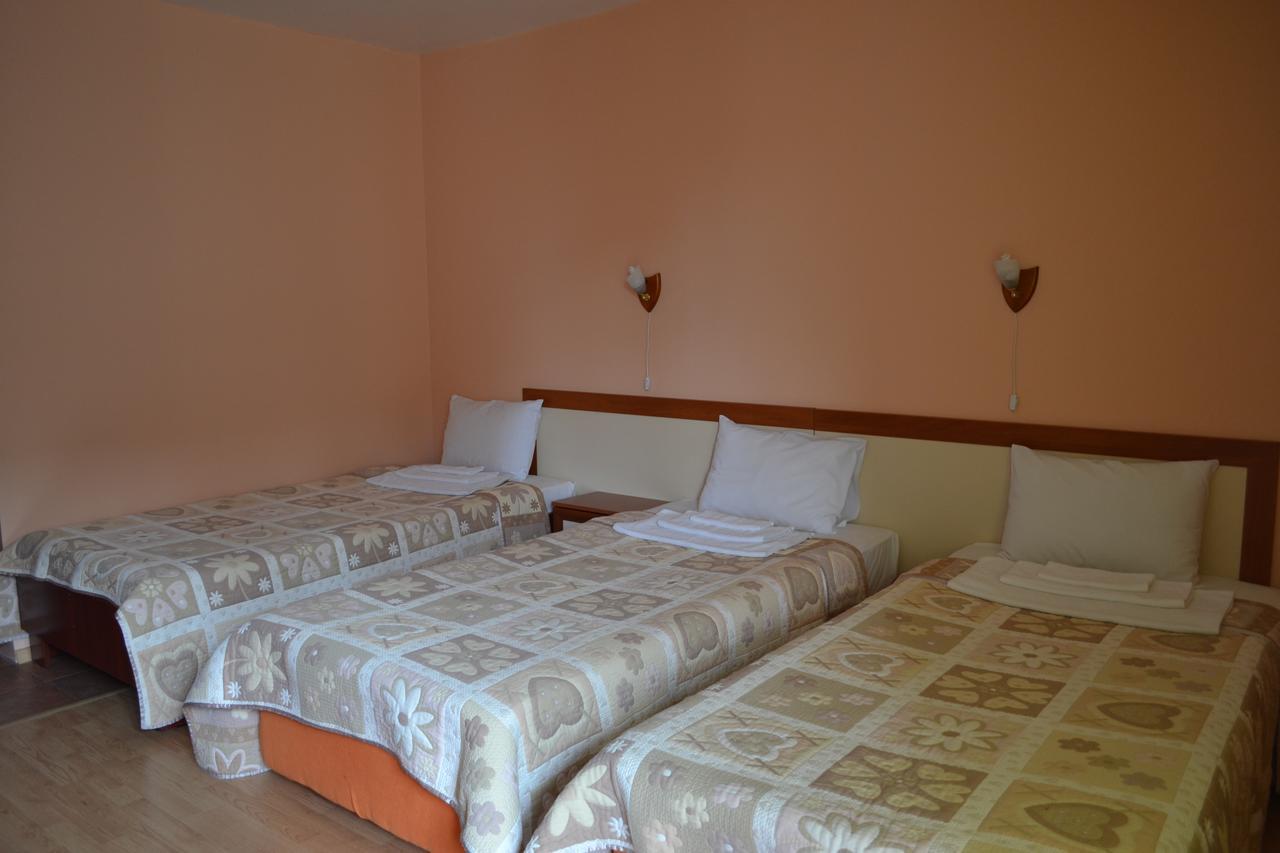 גורנה אוריאחוביצה Hotel Perla מראה חיצוני תמונה