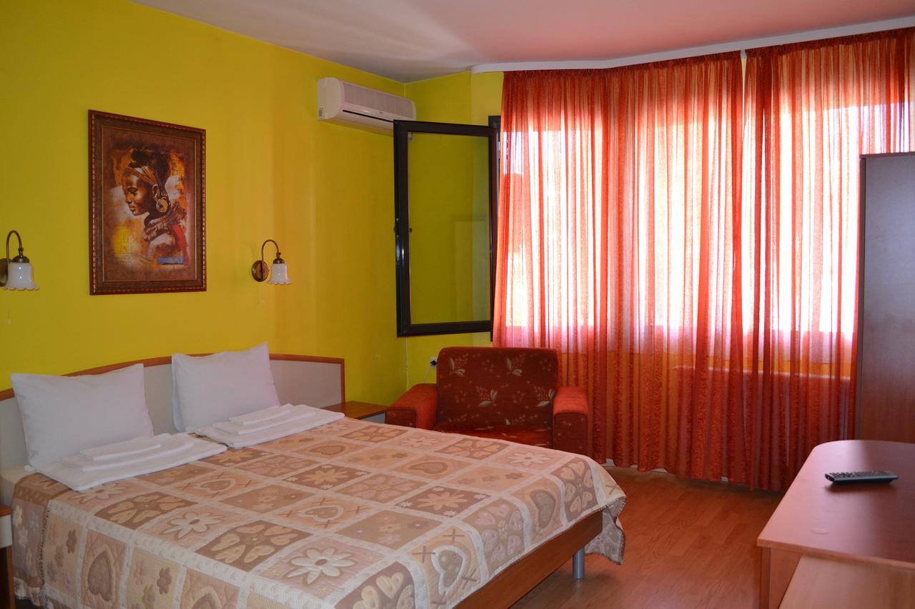 גורנה אוריאחוביצה Hotel Perla מראה חיצוני תמונה