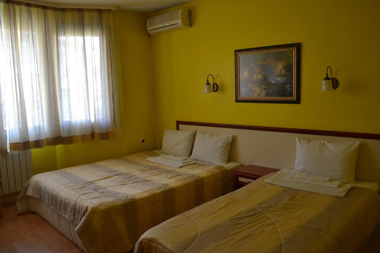 גורנה אוריאחוביצה Hotel Perla מראה חיצוני תמונה