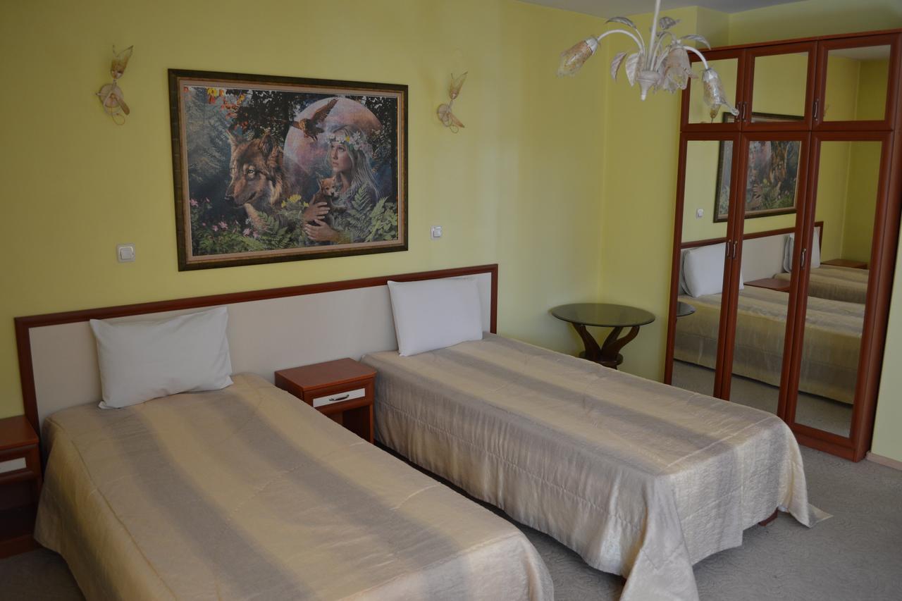 גורנה אוריאחוביצה Hotel Perla מראה חיצוני תמונה